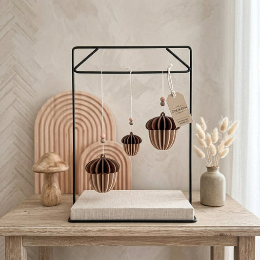 3D-Plissee-Eicheln im Set – Elegante Skandi-Dekoration